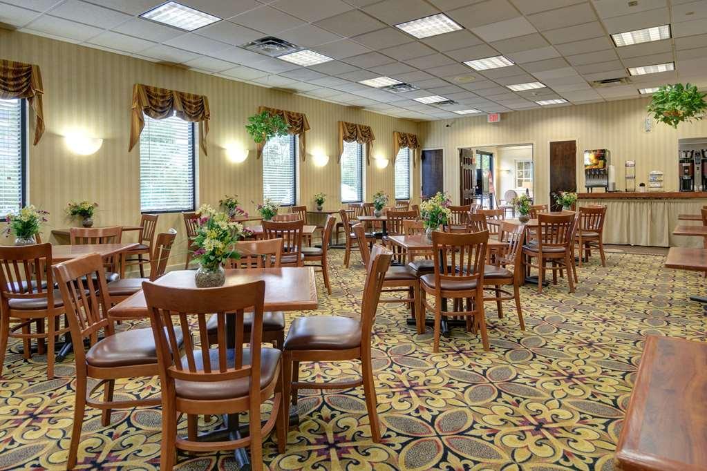 Suburban Studios Tysons Corner Vienne Restaurant photo