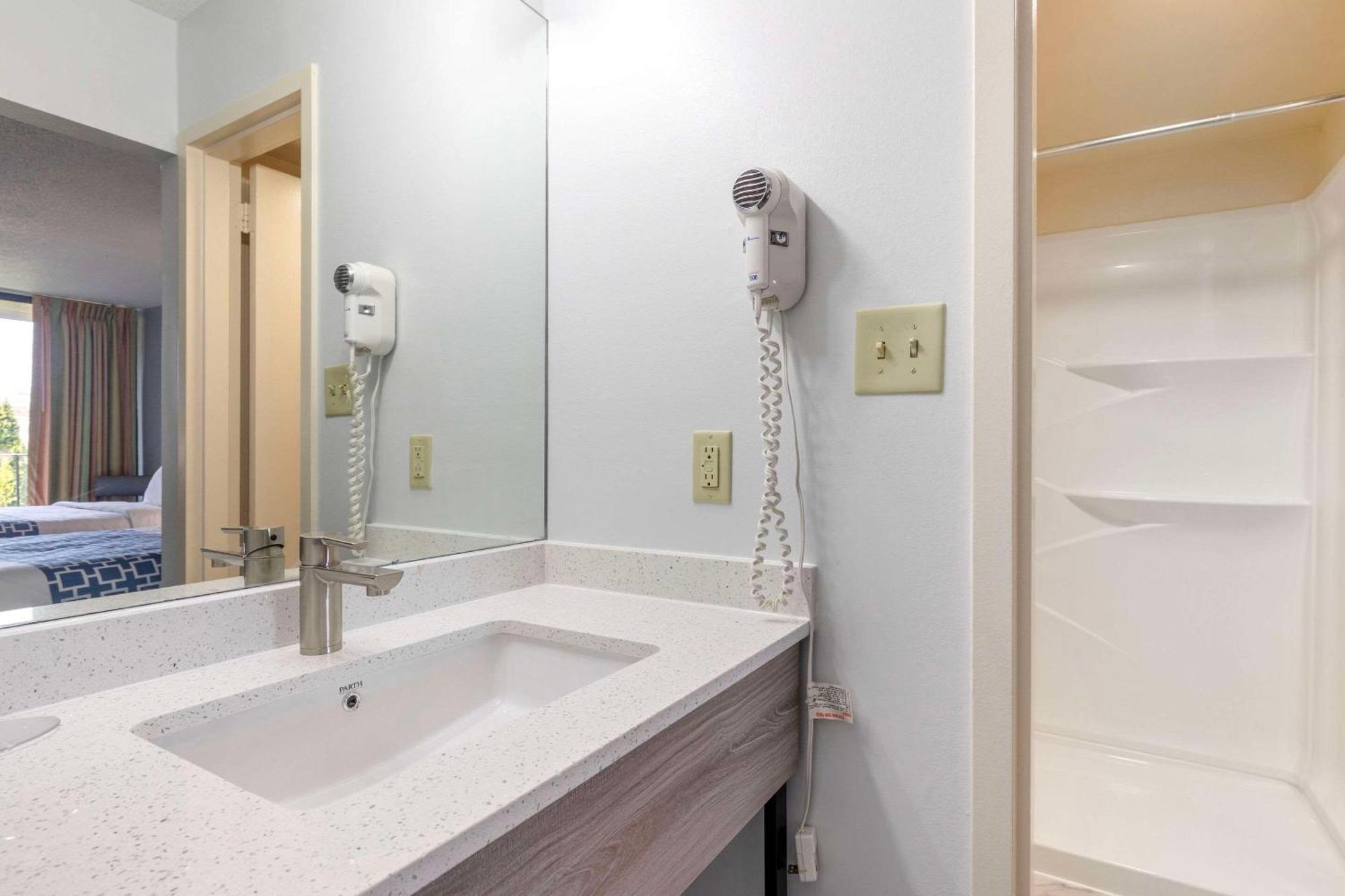 Suburban Studios Tysons Corner Vienne Extérieur photo