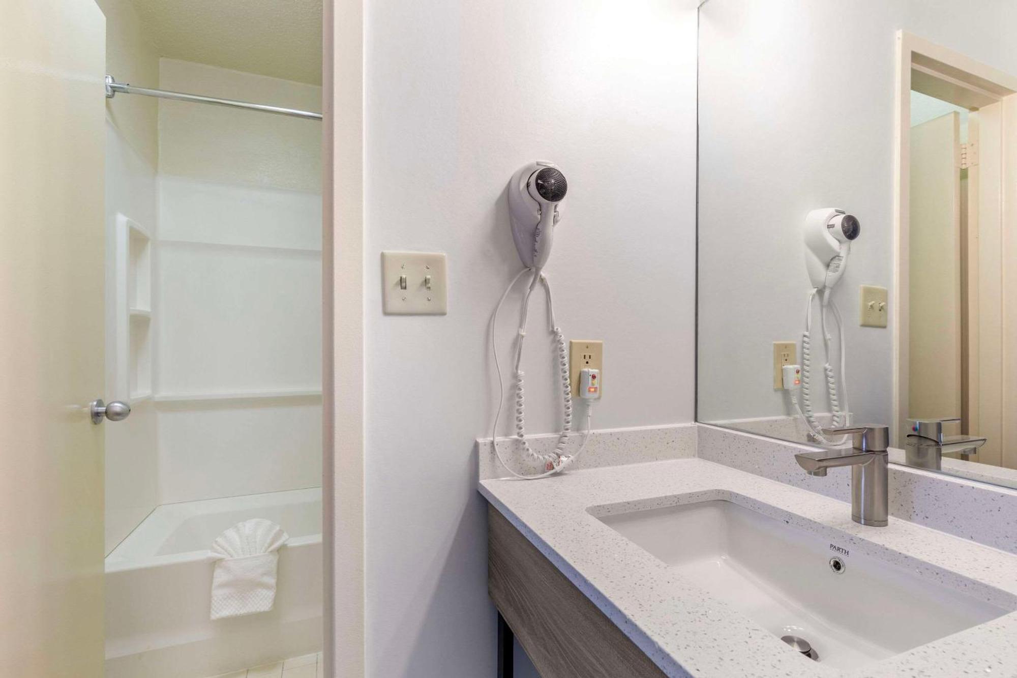 Suburban Studios Tysons Corner Vienne Extérieur photo