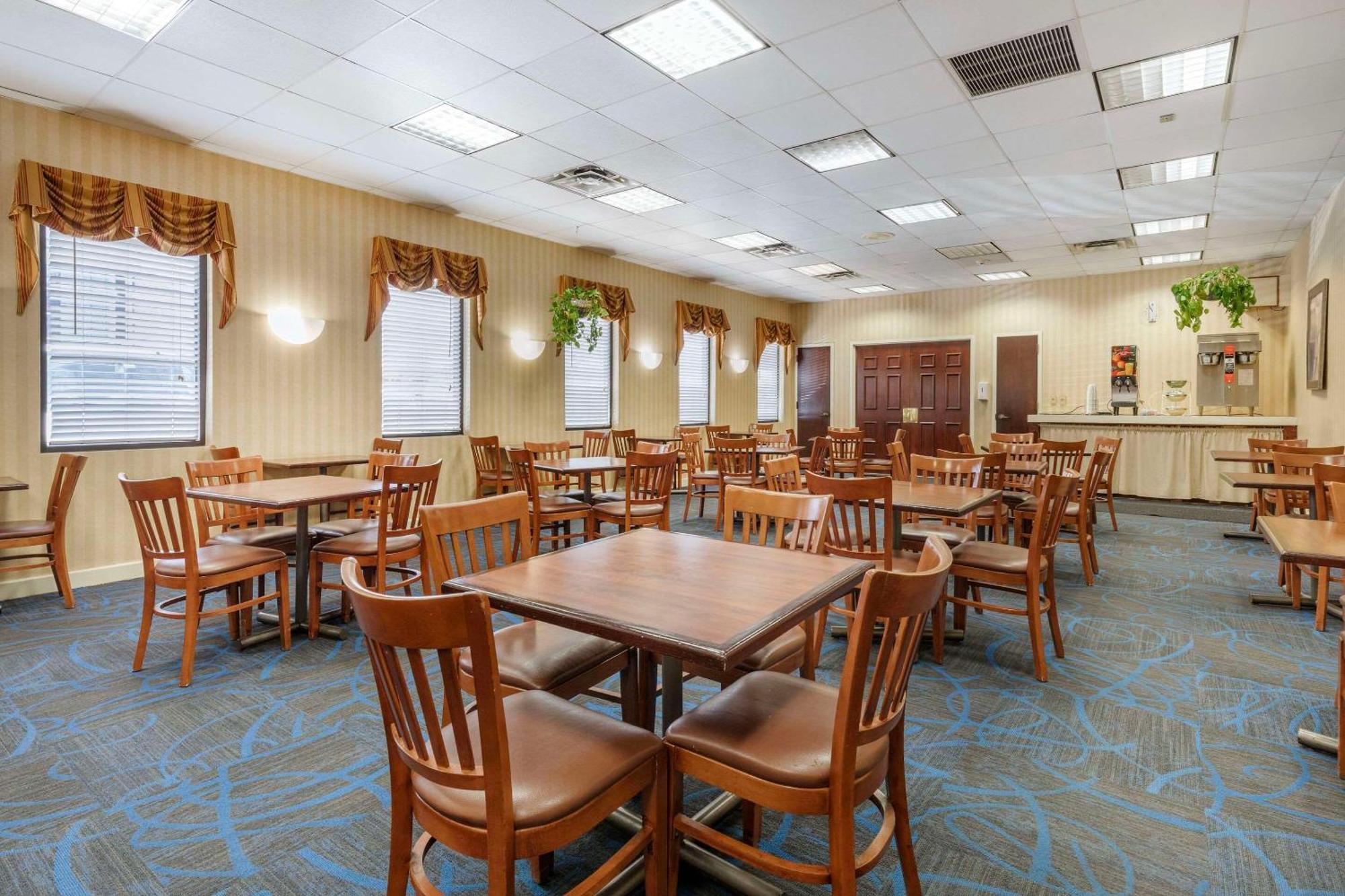 Suburban Studios Tysons Corner Vienne Extérieur photo